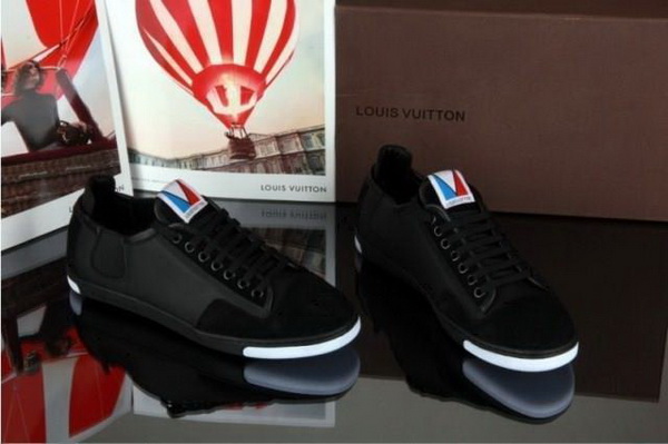 LV Fashion Casual Shoes Men--091